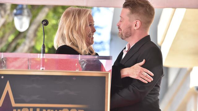Catherine O'Hara dan Macaulay Culkin  (Jordan Strauss/Invision/AP)