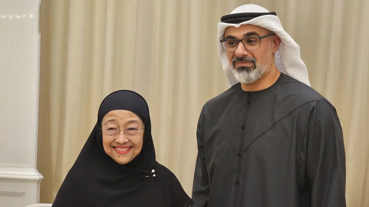 Presiden ke-5 RI Megawati Soekarnoputri bertemu Putra Mahkota Abu Dhabi Sheikh Khaled bin Mohamed bin Zayed di Abu Dhabi, Uni Emirat Arab.