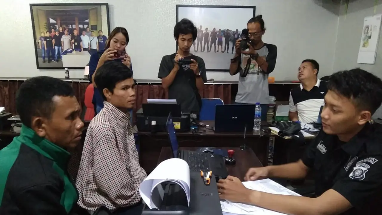 Pencopet di Palembang Nekat Bersembunyi di Mobil Angkot Saat Aksinya Ketahuan