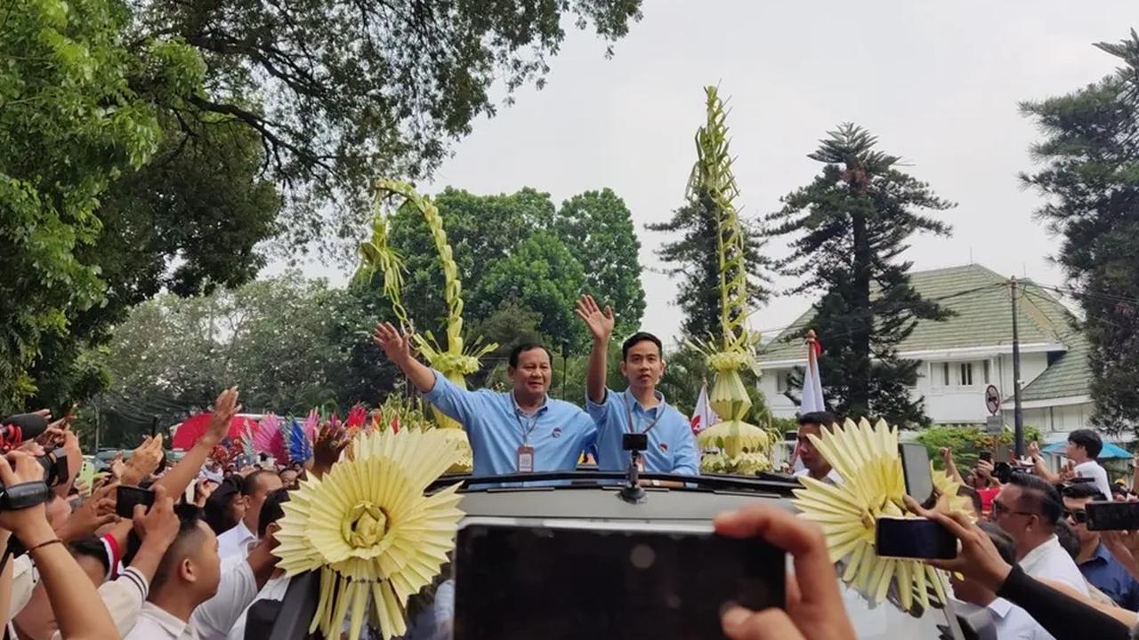 Sementara, sebaran pemilih yang akan memilih berdasarkan dukungan Jokowi ada 16,2 persen.
