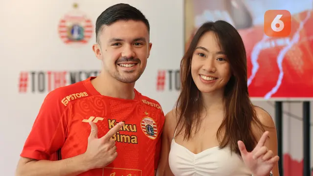 Foto: Pesona Kecantikan Kaye Lavin, Kekasih Pemain Anyar Persija Jakarta Oliver Bias