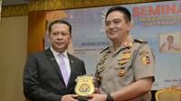 Ketua DPR RI Bambang Soesatyo dan Kepala Divisi Humas Mabes Polri Irjen Pol Mohammad Iqbal saat seminar 'Melawan Hoax untuk Menciptakan Suasana Pemilu 2019 yang Aman, Damai dan Sejuk di Media Sosial'.