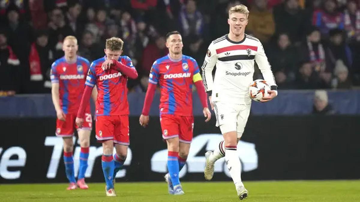 Rencana AC Milan Meminang Rasmus Hojlund Direstui MU