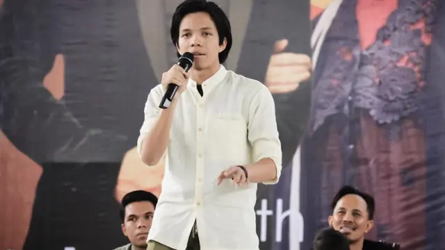 6 Potret Atta Halilintar Tanpa Kacamata dan Bandana, Bikin Pangling