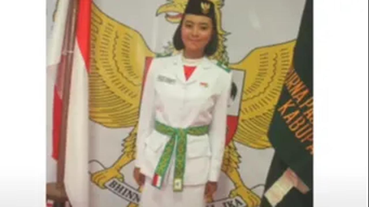 "Sewaktu SMA, dia bisa lolos jadi Paskibraka," terang sang ibunda. <br>