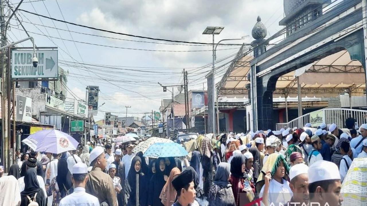 Karomah Guru Sekumpul: Jutaan Jamaah Hadiri Haul ke-21 di Martapura dengan Penuh Khidmat