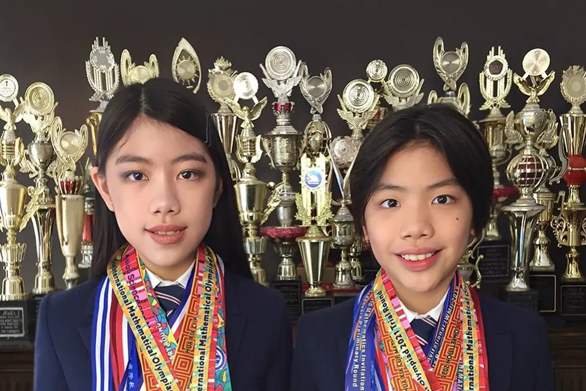 Membanggakan! Indonesia Raih Juara Pertama Dunia Olimpiade Matematika