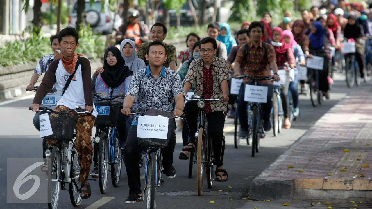 20161002-Pawai Sepeda Batik UGM-Yogya- Boy Harjanto