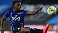 Penyerang Atalanta, Duvan Zapata, tampil gemilang di Serie A 2019-2020 dengan torehan 18 gol. (AFP/Miguel Medina)