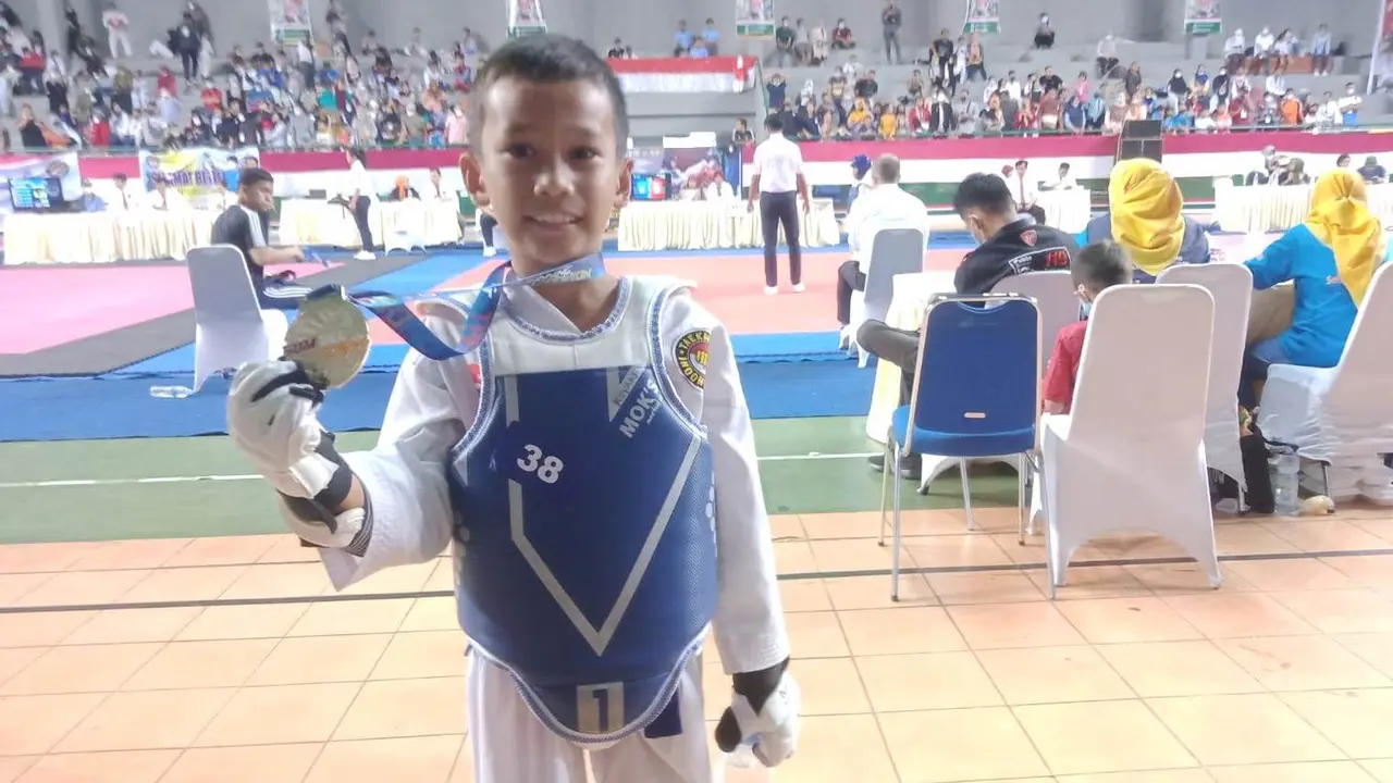 Bocah 10 Tahun di Palembang Kantongi Puluhan Medali Kejuaraan Taekwondo