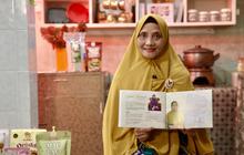 FOTO: Cerita Ketangguhan Dewi Aminah Besarkan Iswara Food Bersama Rumah BUMN BRI Solo