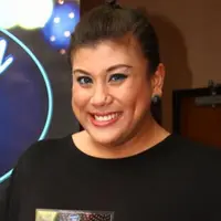 Regina Ivanova tak kapok berpacaran dengan pria warga negara asing. 