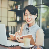 Bekerja./Copyright&nbsp;freepik.com/author/chevanon