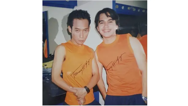 Potret lawas Denny Cagur dan Sahrul Gunawan, diketahui foto ini diambil 18 tahun yang lalu.
