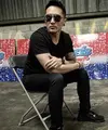 llusionist Demian Aditya kembali ke Amerika guna melanjutkan perjuangannya dalam ajang America's Got Talent. Sebelum menuju babak selanjutnya, tak lupa ia memohon pada masyarakat Indonesia. (Instagram/_demianaditya_)