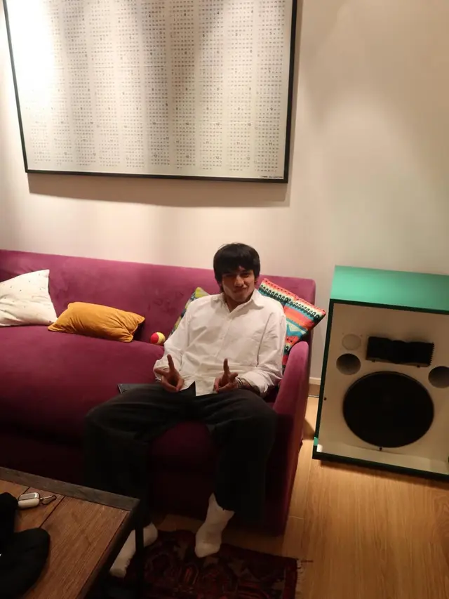 6 Potret Gaya Rambut Terbaru Jefri Nichol, Vibe Retro di Liburan Bali 2026