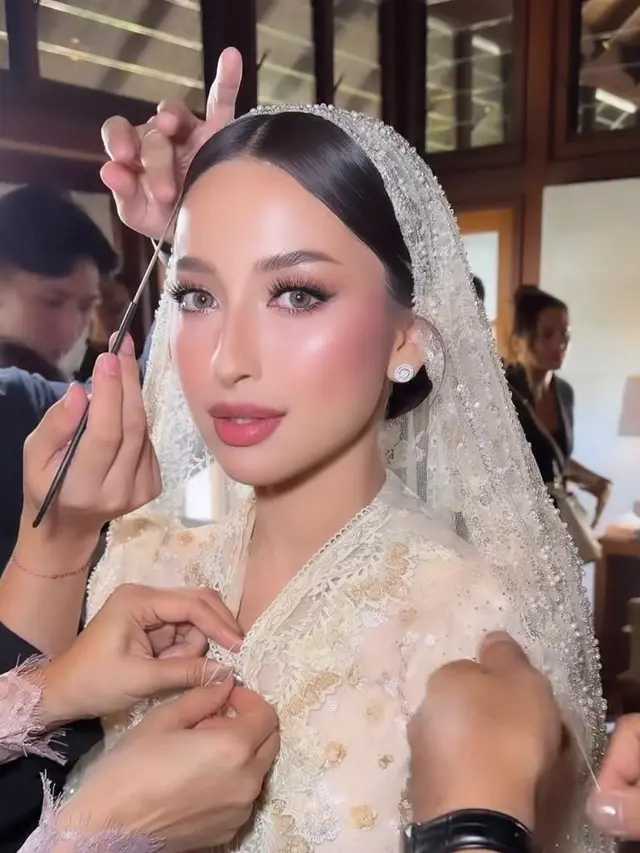 Sebentar Lagi Menikah dengan Justin Hubner, Pesona Jennifer Coppen Pancarkan Aura Calon Pengantin Lewat Makeup Soft Flawless