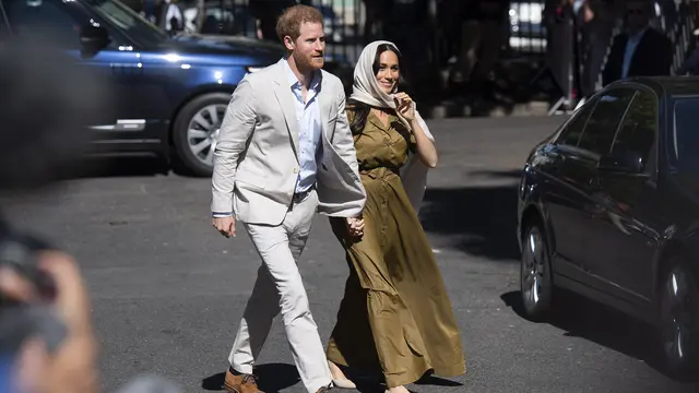 Kunjungi Masjid Tertua di Afrika Selatan, Meghan Markle Tampil Berkerudung