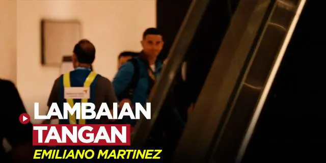 VIDEO: Momen Lambaian Tangan Kiper Timnas Argentina, Emiliano Martinez Saat Tiba di Hotel
