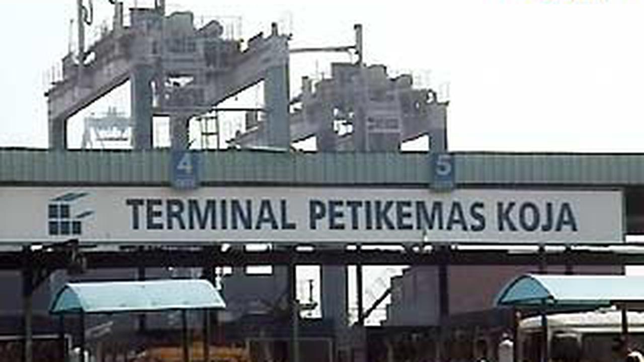 Aktivitas Terminal Petikemas Koja Kembali Normal
