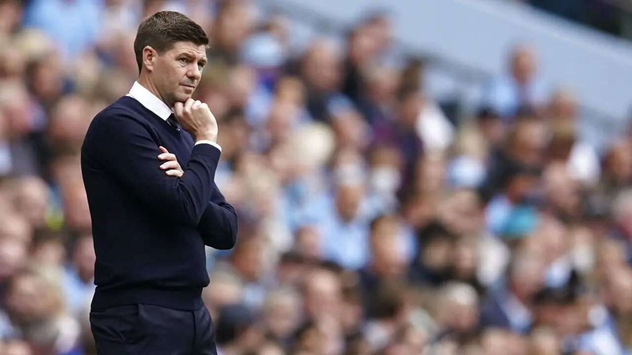 Foto: Steven Gerrard Gagal Bantu Liverpool, Manchester City Akhirnya Juara Liga Inggris Musim 2021 / 2022