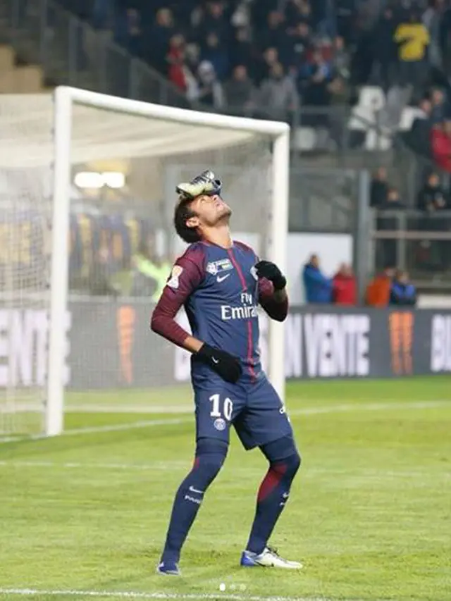 Selebrasi Unik Neymar