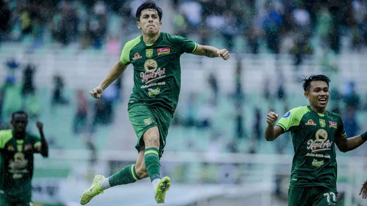 Persebaya Surabaya Vs Persik Kediri.
