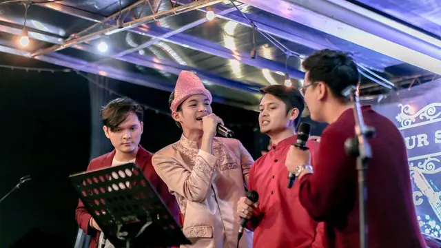 7 Momen Kompak Dinda Hauw dan Rey Mbayang dalam Pernikahan Sang Kakak