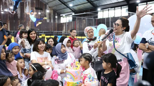 [Bintang] Ulang Tahun Anak Ayu Dewi