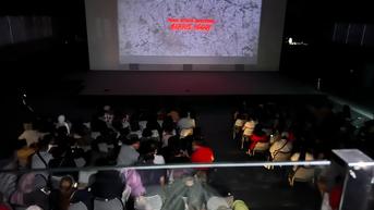Promosi Film Indonesia, KBRI Abu Dhabi Ajak WNI dan Warga Lokal Nonton KKN di Desa Penari