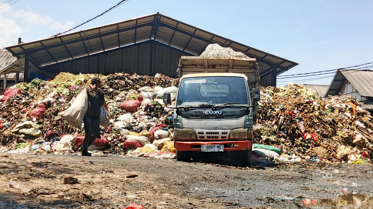 Guru Besar UGM Tanggapi Rencana Pemerintah Bangun PLTSampah, Sampah Organik dan Anorganik Harus Dipisah