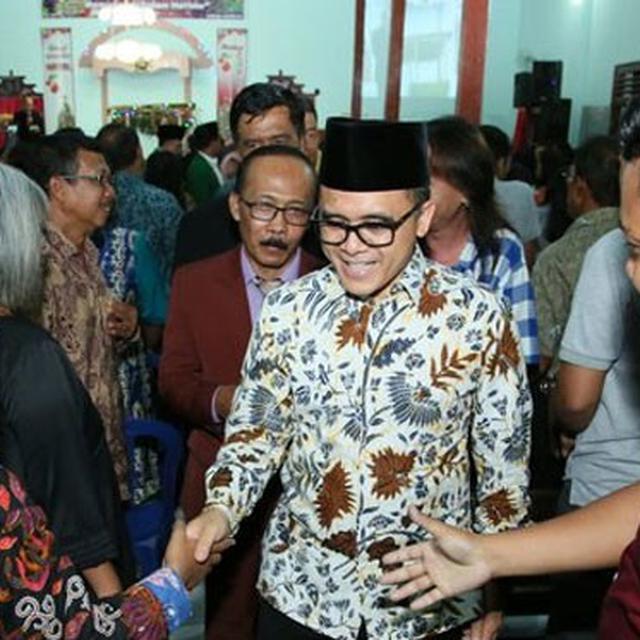 Momen Tarawih Di Masjid Ldii Bupati Anas Ajak Warga Manfaatkan Ti Untuk Raih Pahala News Liputan6 Com