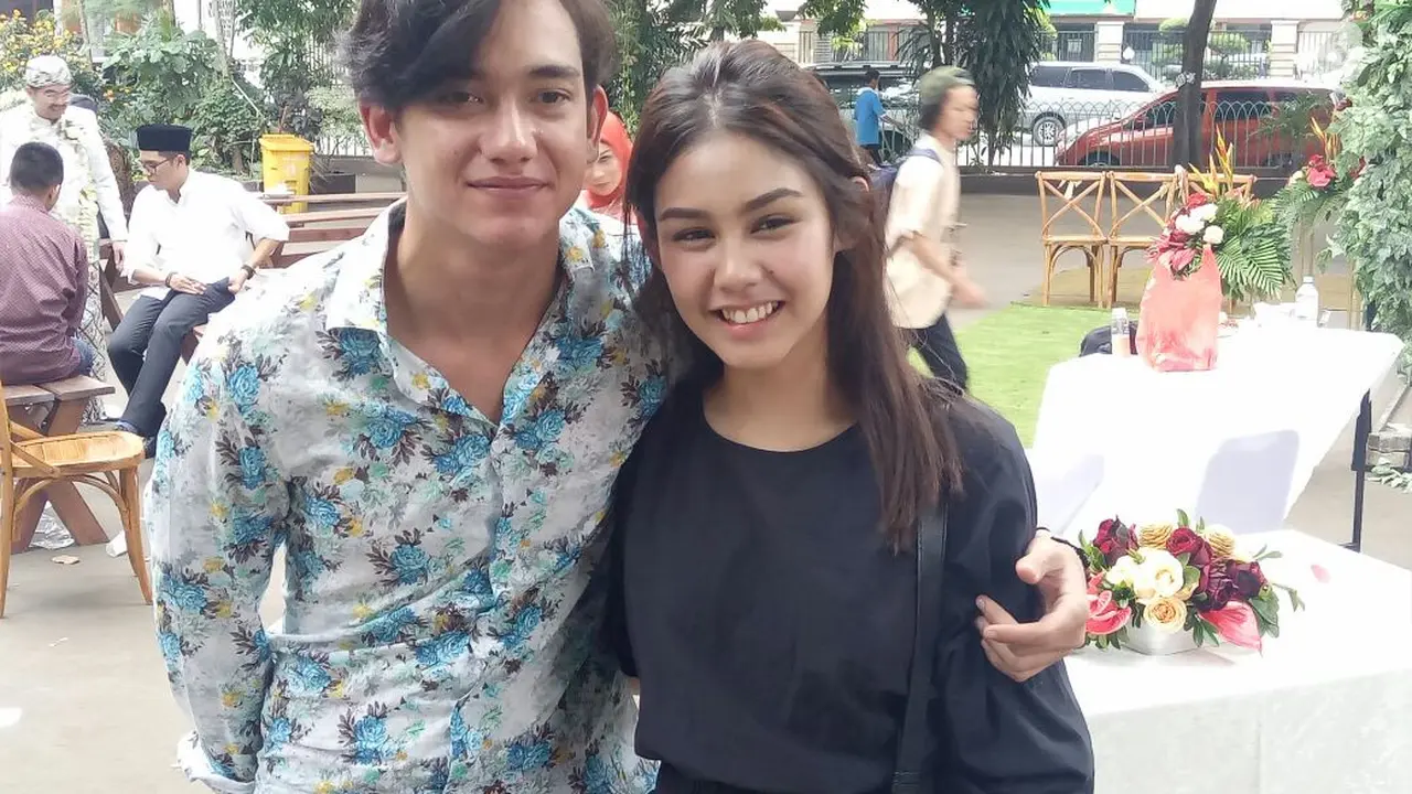 Adipati Dolken dan Vanesha Prescilla