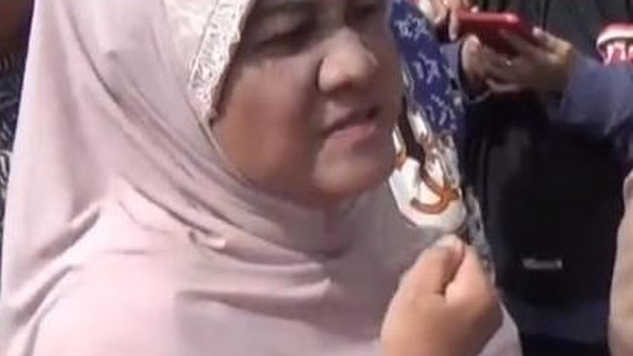 Kesal dengan Tersangka, Keluarga Pengusaha Roti Korban Pembunuhan di Maros Cubit Pipi Kasatreskrim