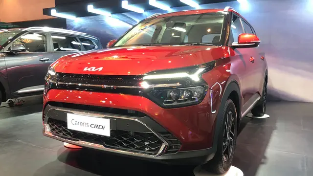 Kia Carens (Arief A/Liputan6.com)