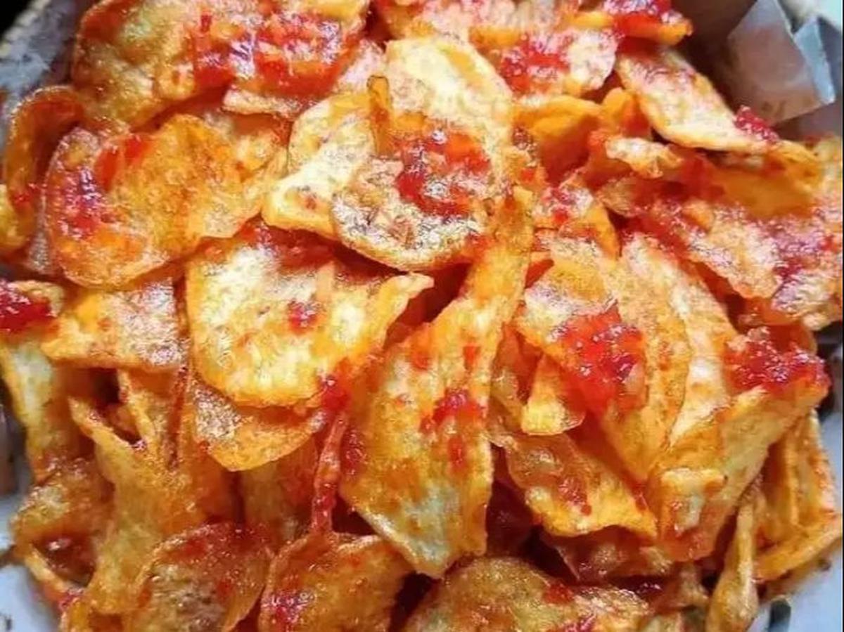 <b>10. Sambal Goreng Kentang Krispi</b>