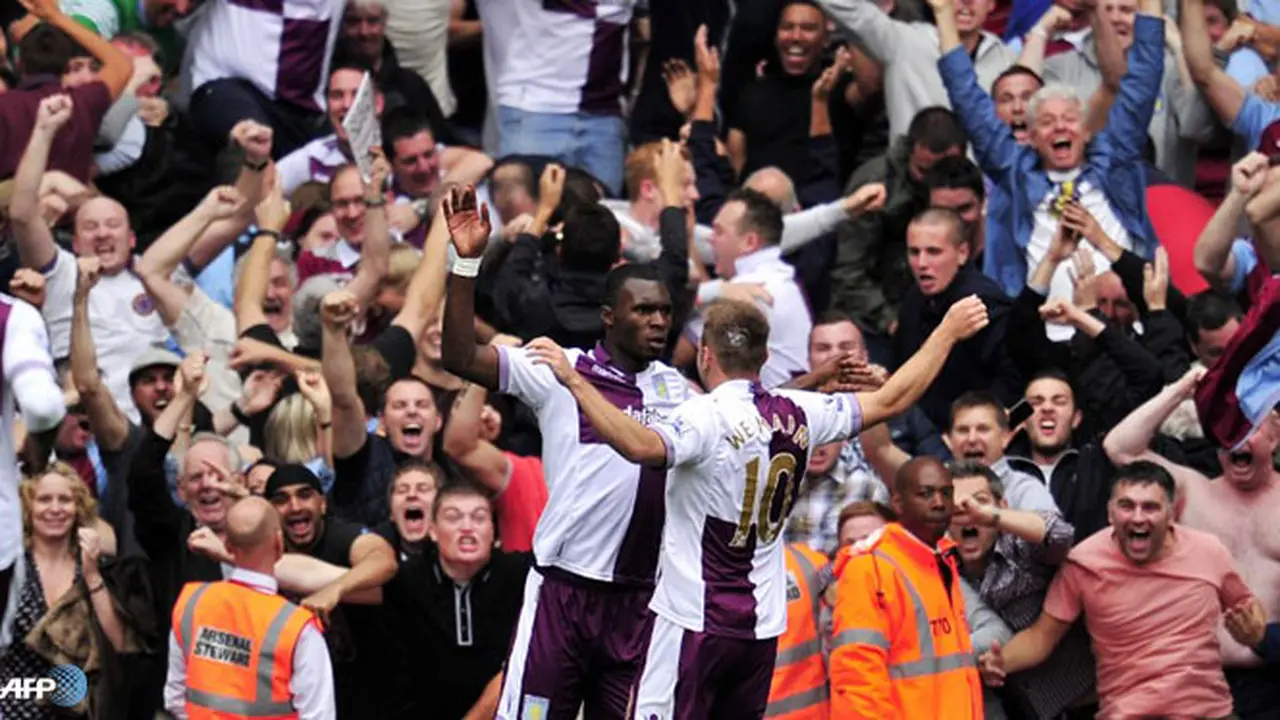 benteke-wielman-130817c.jpg