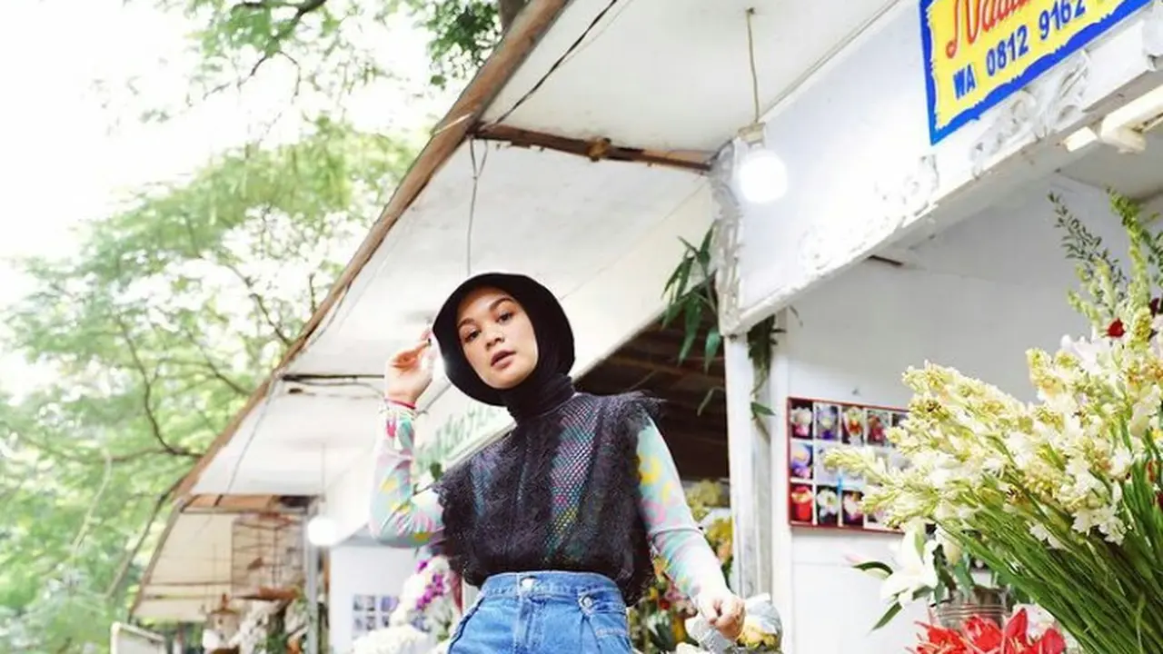 5.       Mom Jeans
