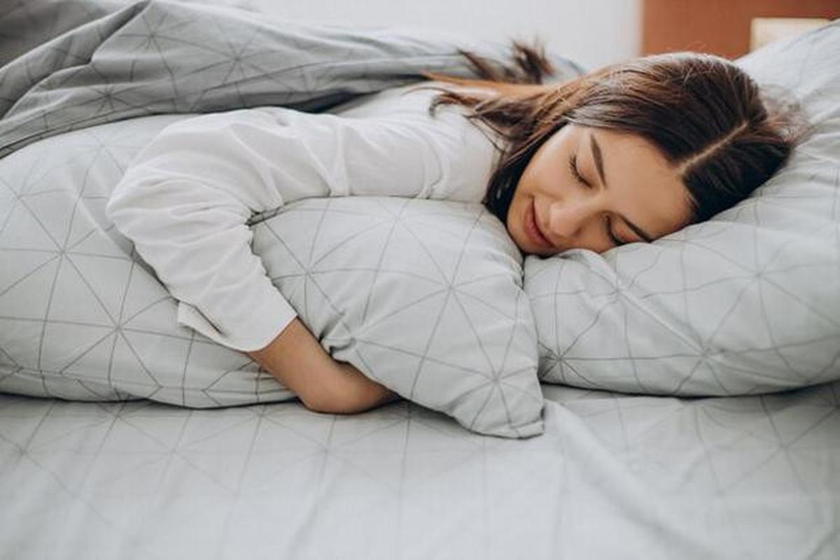 5 Kebiasaan Sehari-hari yang Diam-diam Merusak Postur Tubuh
