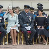 Kendati demikian, sepertinya Kate Middleton banyak membantu Meghan dalam penyesuaian dirinya. (PAUL GROVER / POOL / AFP)