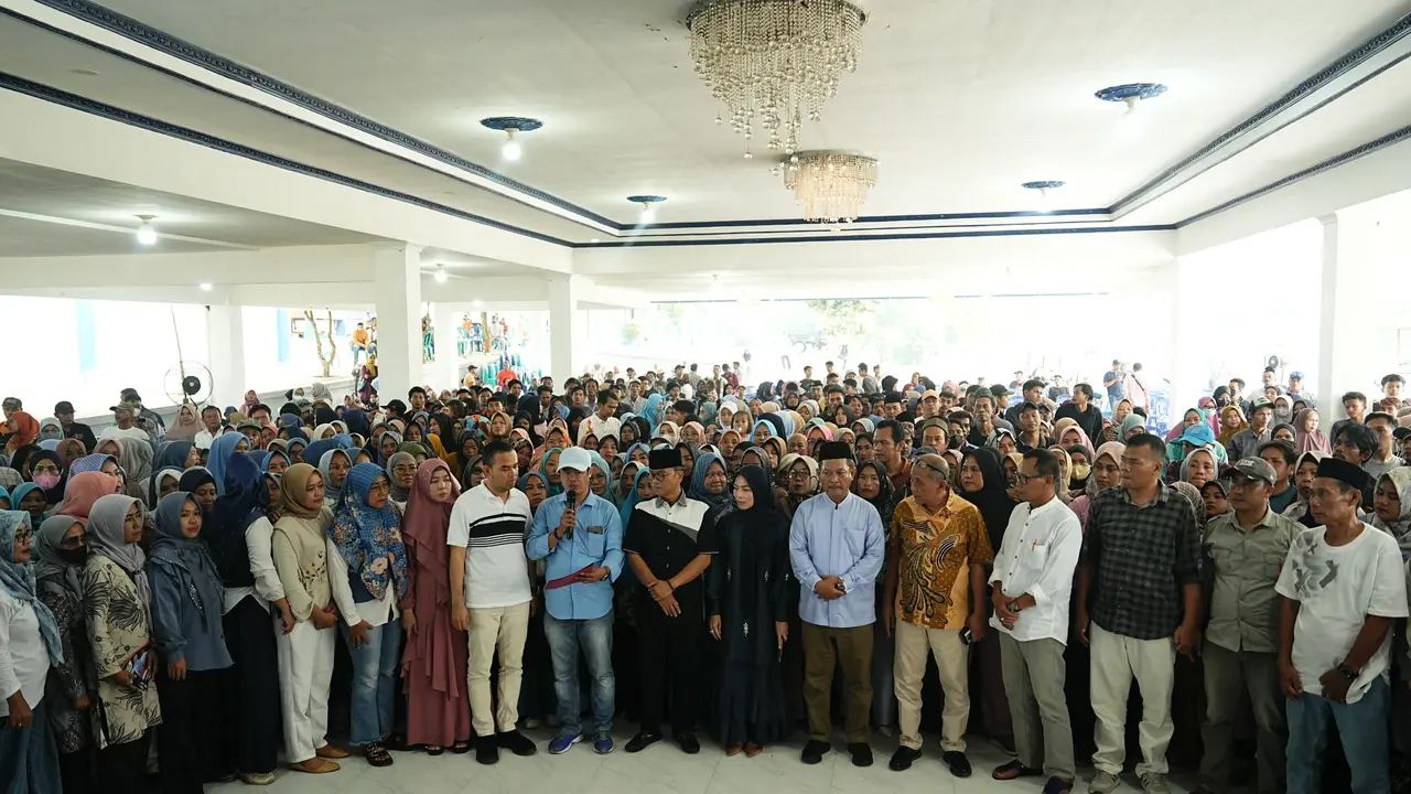 Dukungan mengalir deras ke pasangan calon bupati Ratu Zakiyah dan calon wakil bupati Najib Hamas. Kali ini giliran 1,000 pelaku UMKM se-Kabupaten Serang menyatakan dukungan (Istimewa)