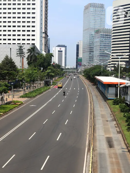 Kondisi lalu lintas di Ibu Kota Jakarta, Selasa (24/12/2019). Libur Natal dan Tahun Baru membuat kondisi lalu lintas di Jakarta lengang. (Liputan6.com/Angga Yuniar)