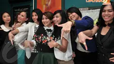 Girlband 7icons gelar konferensi pers di kawasan Brawijaya, Jakarta, Selasa (22/4/14). (Liputan6.com/Faisal R. Syam)