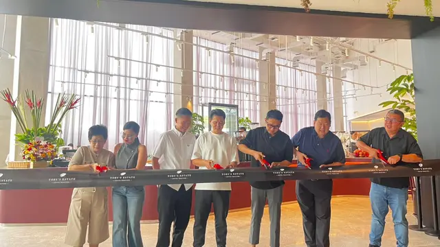 Pembukaan Gerai Toby’s Estate Lippo Mall Nusantara