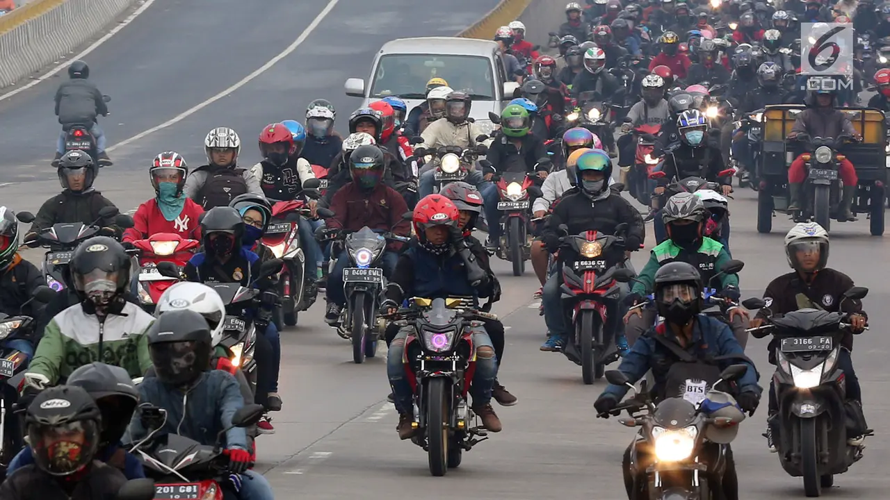 20170623-Arus Mudik di Jalur Pantura Indramayu-Tallo