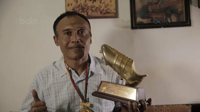 Legenda Timnas Sepakbola Indonesia: Peri Sandria