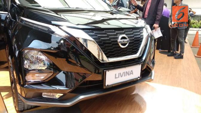 Wajah all new Nissan Livina dengan grill V-Motion. (Amal / Liputan6.com)