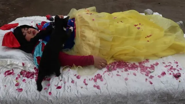 7 Potret Kekeyi Cosplay Jadi Sleeping Beauty Ini Curi Perhatian