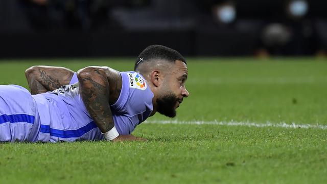 Foto: Gol Memphis Depay Selamatkan Barcelona dari Kekalahan atas Athletic Bilbao di Liga Spanyol