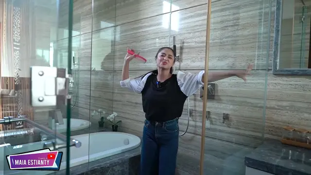Rumah Dewi Perssik (YouTube Maia Estianty)